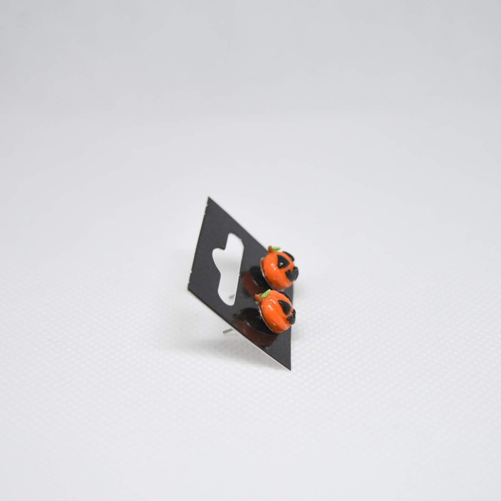 🎃Handmade Halloween Pumpkin Earrings🎃 - Picture 4 of 6